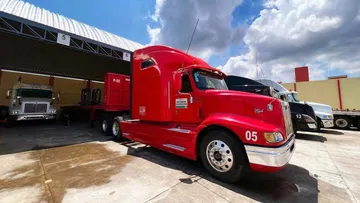 Lluvias agudizan problemas en vialidades y perdidas de 250 mil pesos por unidad de transporte