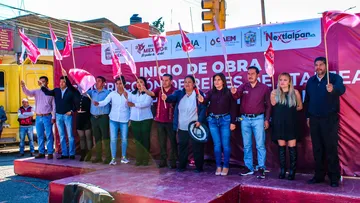 Beatriz García Villegas, Vocal Ejecutiva de la CAEM, dio el banderazo oficial del inicio de las obras de drenaje en la localidad. Foto Especial