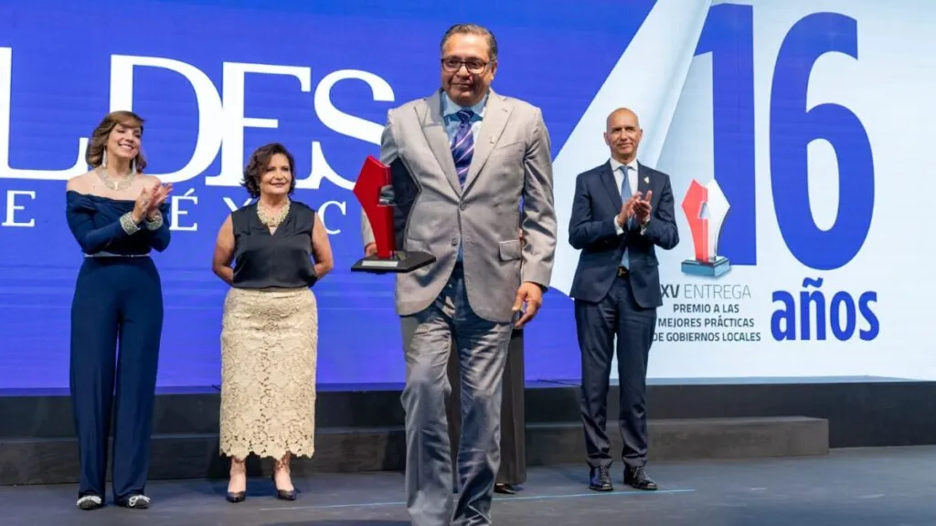 Premian a Toluca por su modelo de Ciudad Inteligente