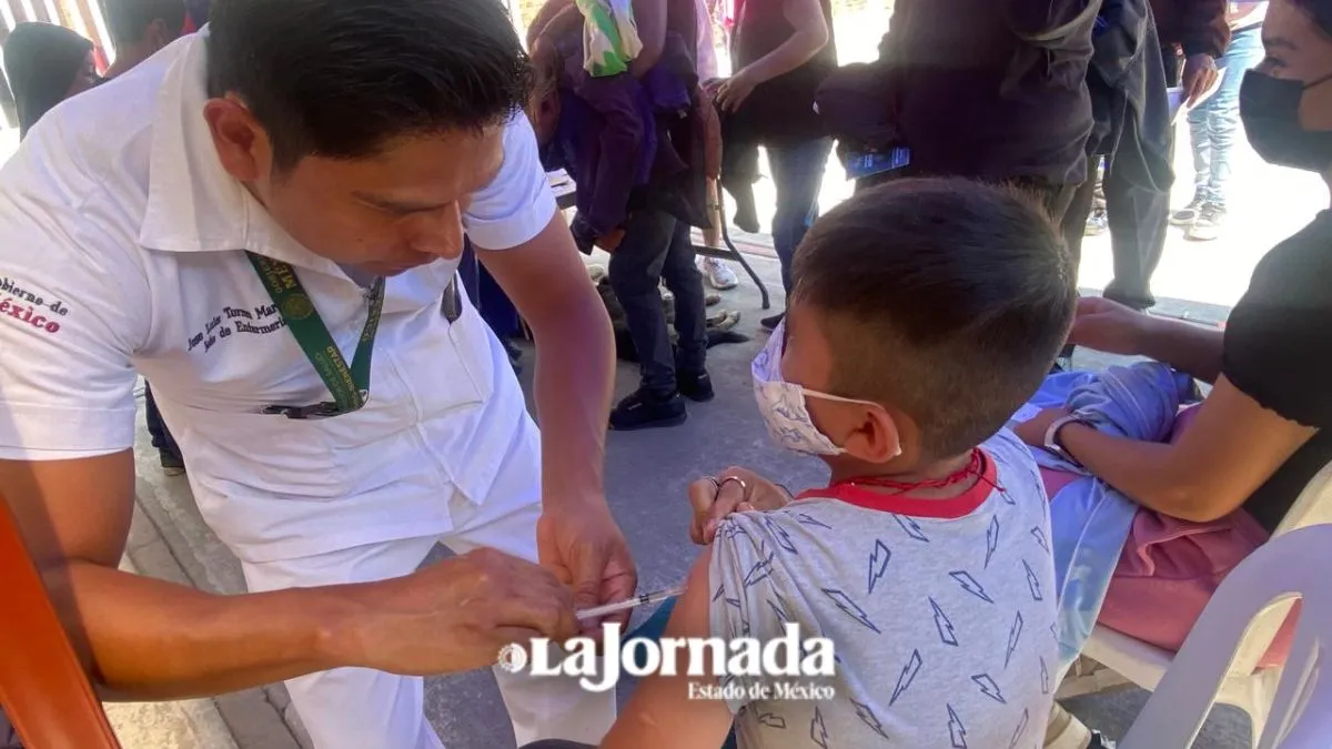 Aplican 700 vacunas en Edomex, casi la mitad fueron contra sarampión
