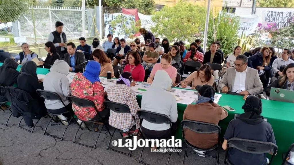 UAEMéx: Inicia mesa de diálogo entre Asamblea de Humanidades y rectora
