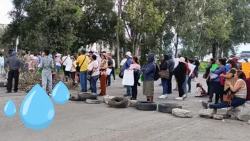 Vecinos de Tezoyuca exigen red de agua potable