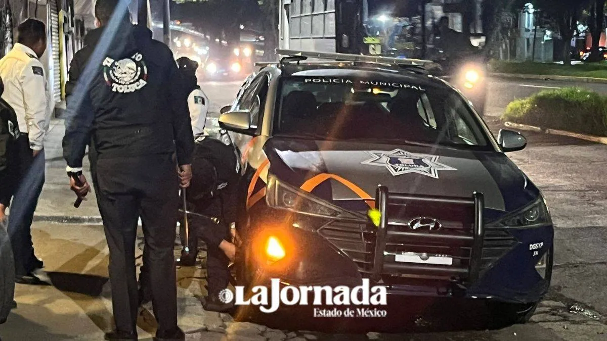 Toluca: 40 accidentes y 1 un lesionado en 3 días por bache en Tollocan