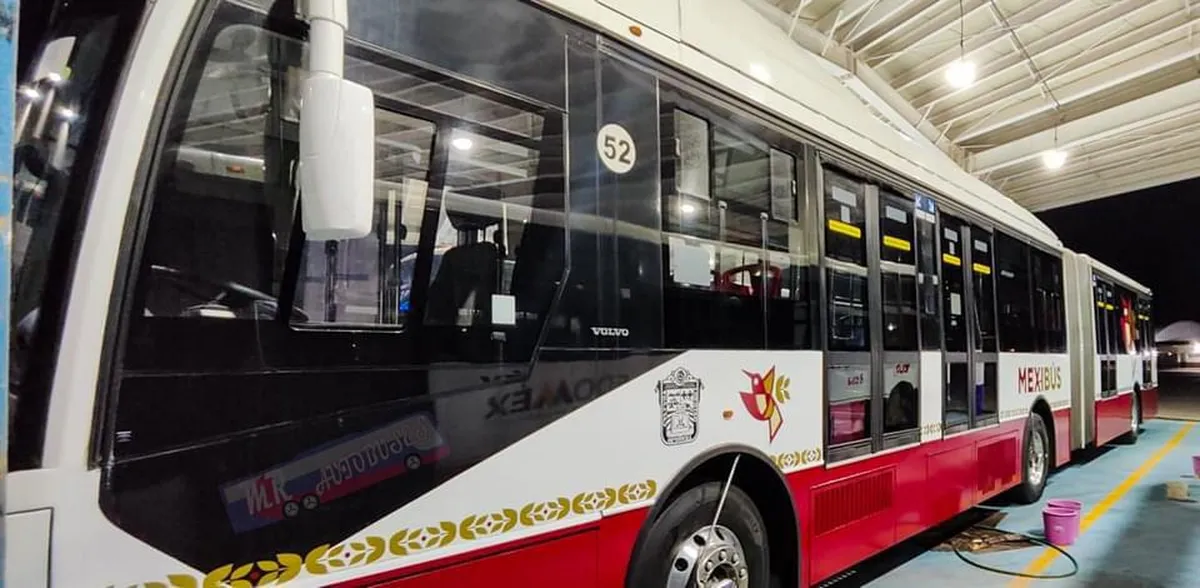 Fotomultas: para invasores al carril confinado del Mexibús