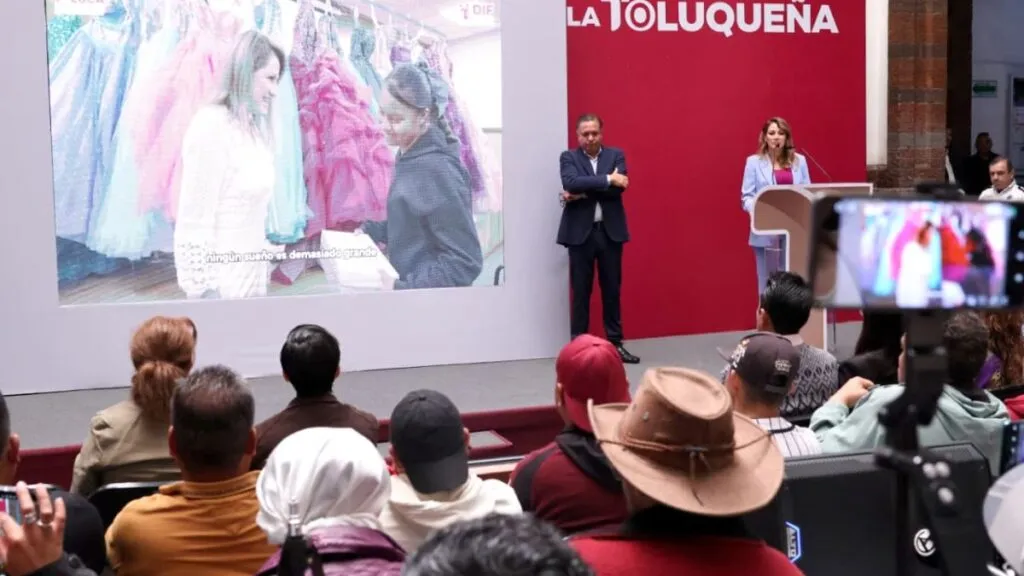 Cumplirán Rocío Pegueros y Ricardo Moreno su celebración de 15 años a adolescentes toluqueñas