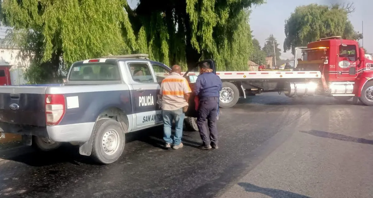 Hombre muere atropellado en la carretera Toluca-Tenango