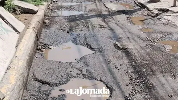Baches un duro golpe para transportistas, mantenimiento y reparaciones cuestan hasta 10 mil pesos al mes por unidad