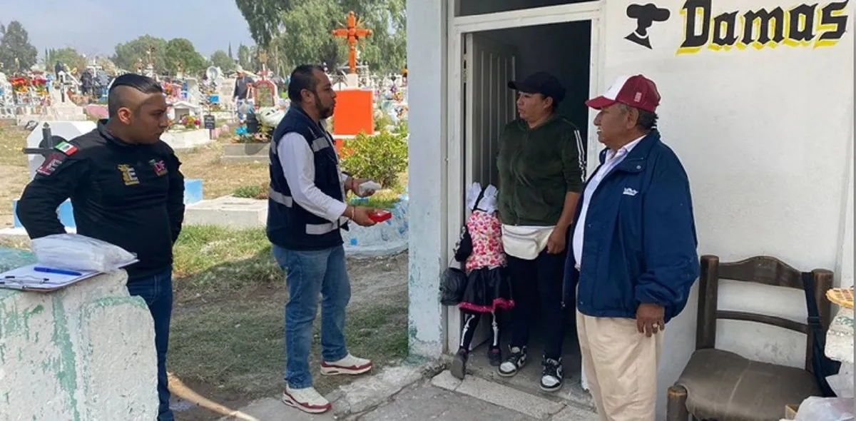 Refuerzan medidas sanitarias en panteones del Edomex por Día de Muertos