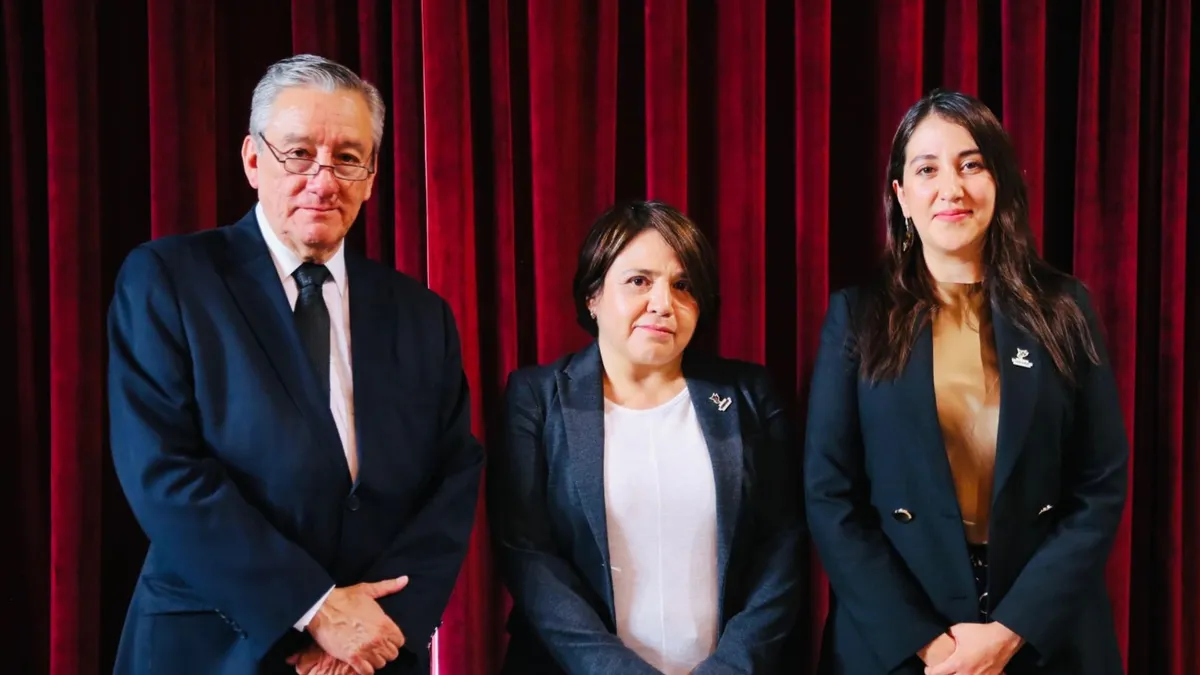 Nayeli Gómez Castillo rinde protesta como coordinadora de Comunicación Social del Edomex