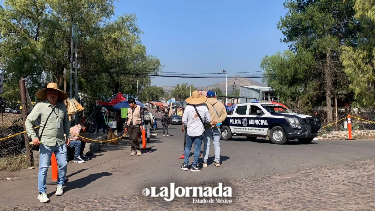 Retiran a ambulantes en la zona arqueológica de Teotihuacán