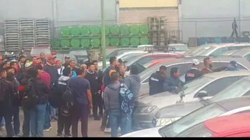 Huelga de llantera Tornel se debilita por problemas económicos de trabajadores