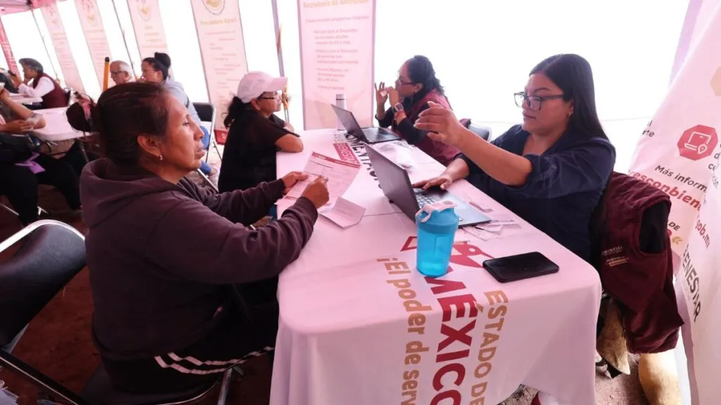 Caravanas por la Justicia llegan a Chimalhuacán con más de 100 trámites gratuitos y a bajo costo