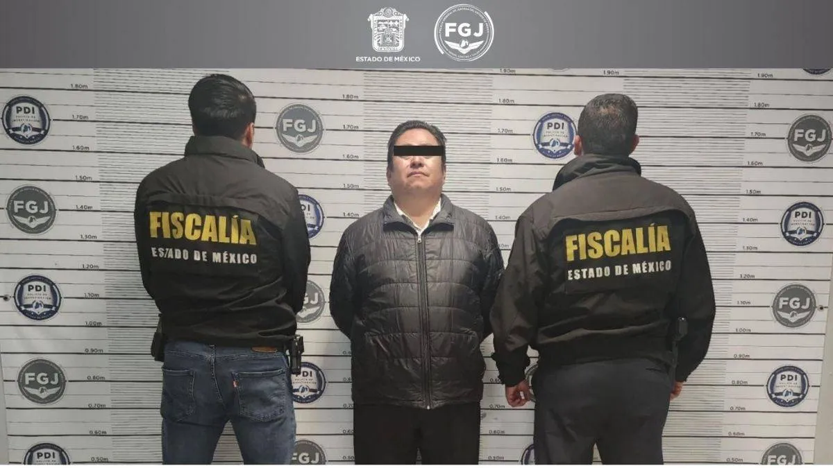 FGJEM detiene a director de la Escuela Normal de Tenería