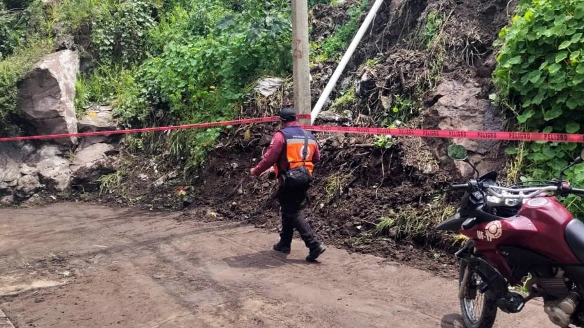 Descartan riesgo de desgajamiento en ladera de Chimalhuacán