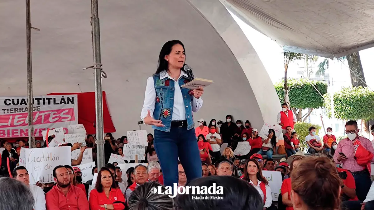 Alejandra del Moral pidió a su contrincante defenderse para demostrar de lo que están hechas
