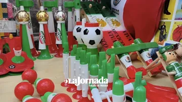 Acuerdan empresarios y Ayuntamiento de Toluca ordenar comercio de temporada