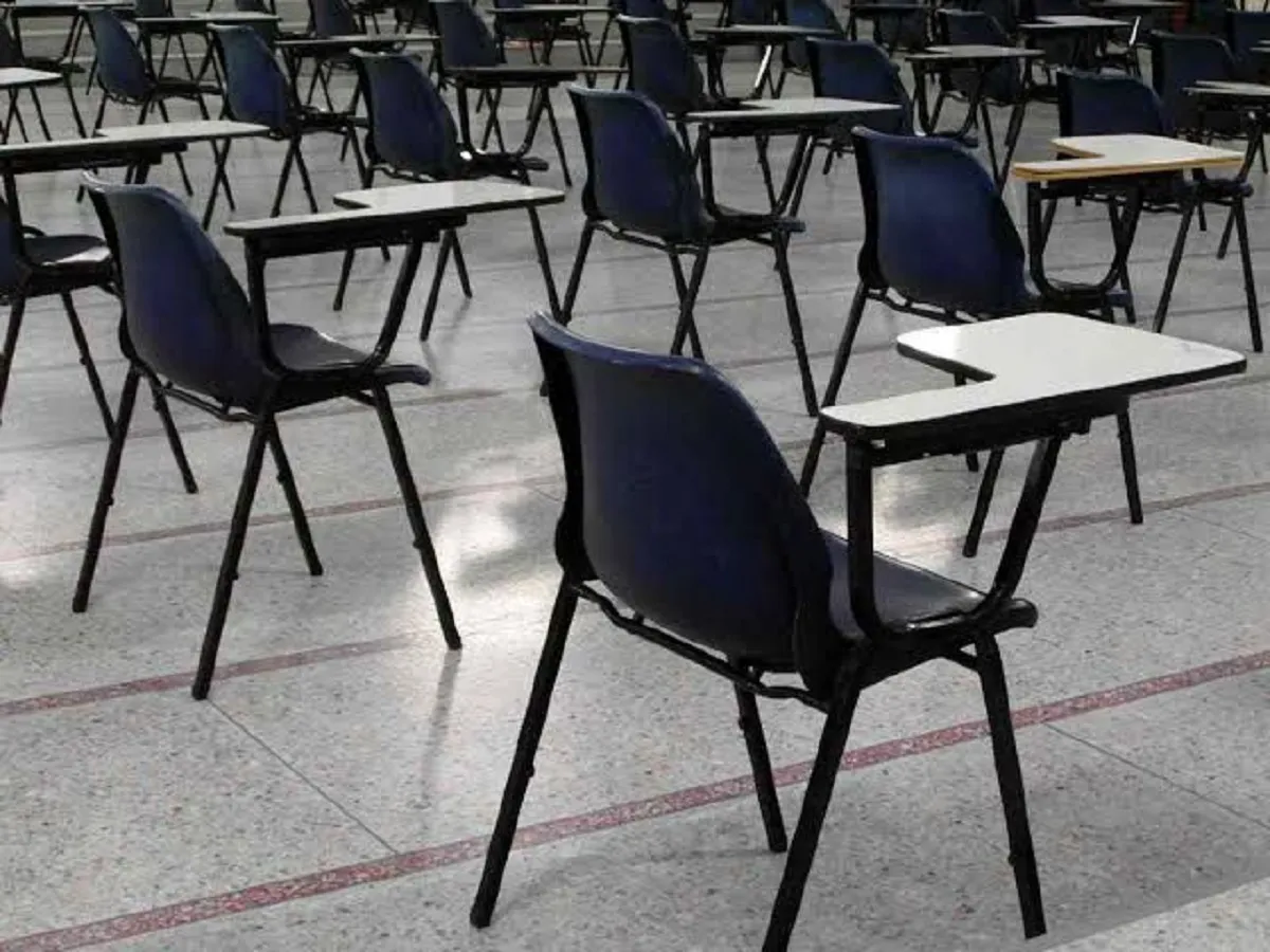 Suspenden clases pero no quieren cerrar la escuela