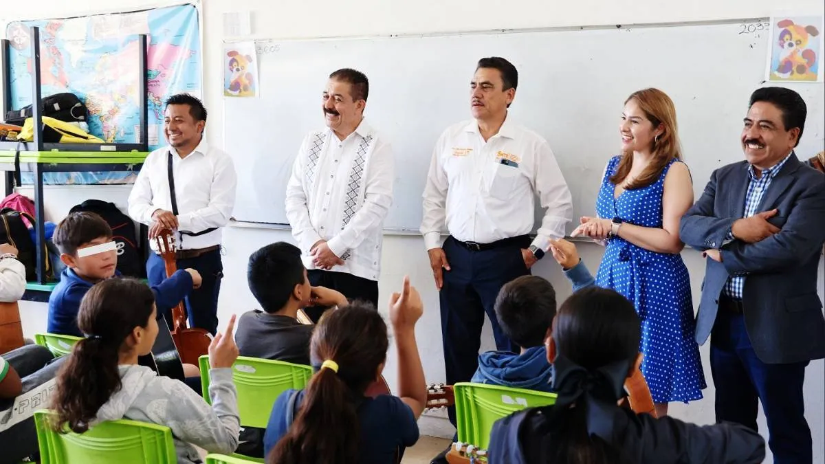 Delfina Gómez aporta en infraestructura escolar en Tenancingo, Ocuilan y Malinalco