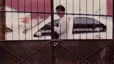 Gracias a la intervención de la policía, el bebé fue rescatado y trasladado a un hospital cercano, donde recibe atención médica.