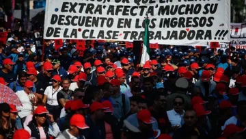 Miles de trabajadores tomaron el Centro Histórico para pedir una reforma laboral que acorte la jornada semanal