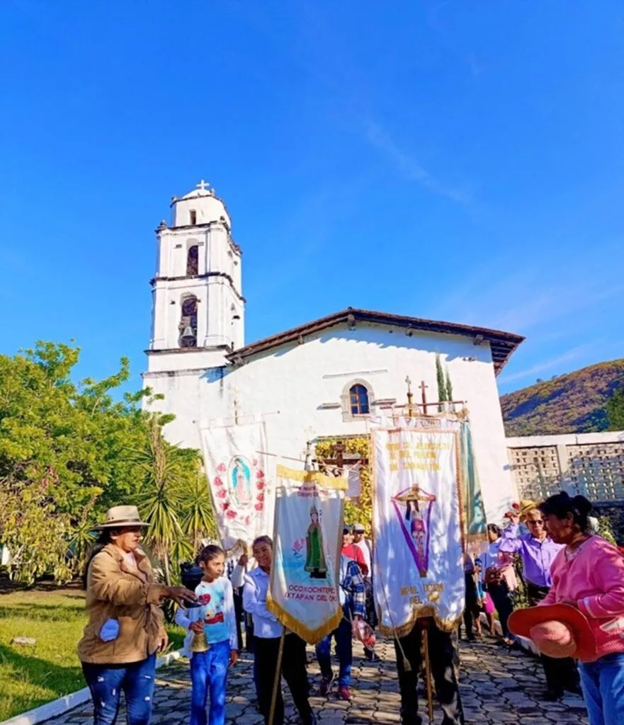 Caminata del Señor del Perdón al Cerro del Aura
