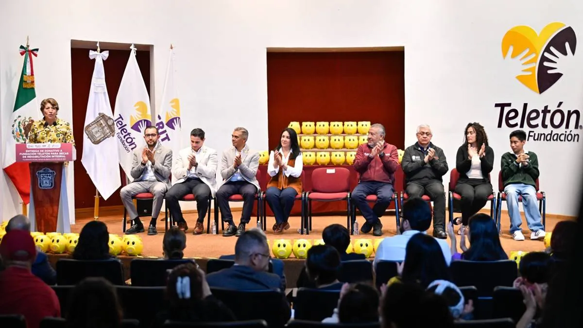 Gobernadora Delfina Gómez entrega donativo de 25 mdp al Teletón