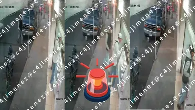 Un video muestra el robo a panadería en Neza, donde dos hombres armados sustrajeron dinero, celular y una motocicleta en Aragón.