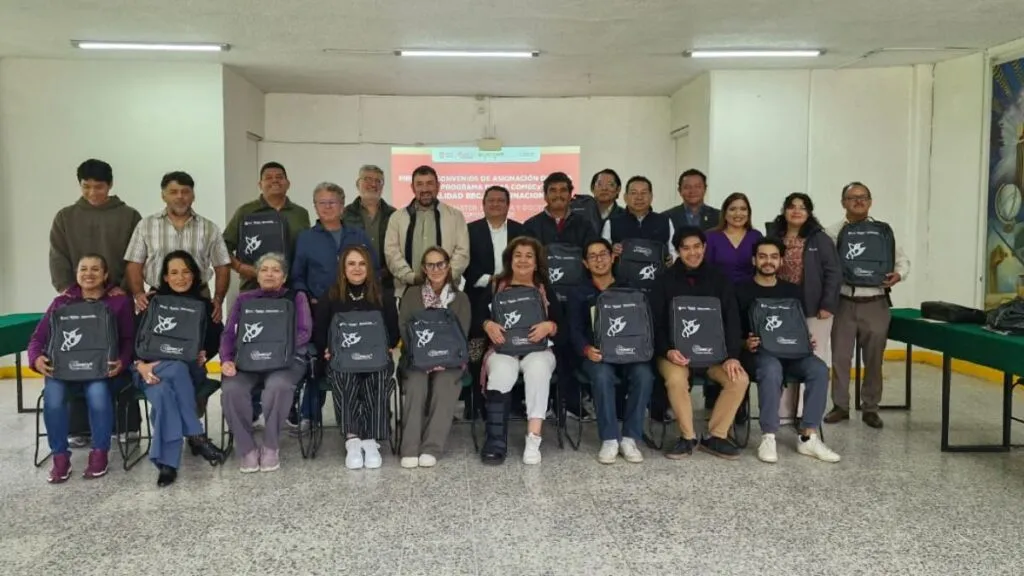 Delfina Gómez llevará a alumnos mexiquenses a América, Europa y Asia