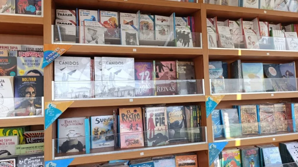 Librobús llega a 133 escuelas del Edoméx en 2024
