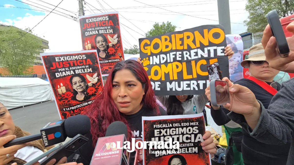 Animalistas protestan en Fiscalía del Edomex, exigen destitución de MP por caso de rescatista de Tultitlán