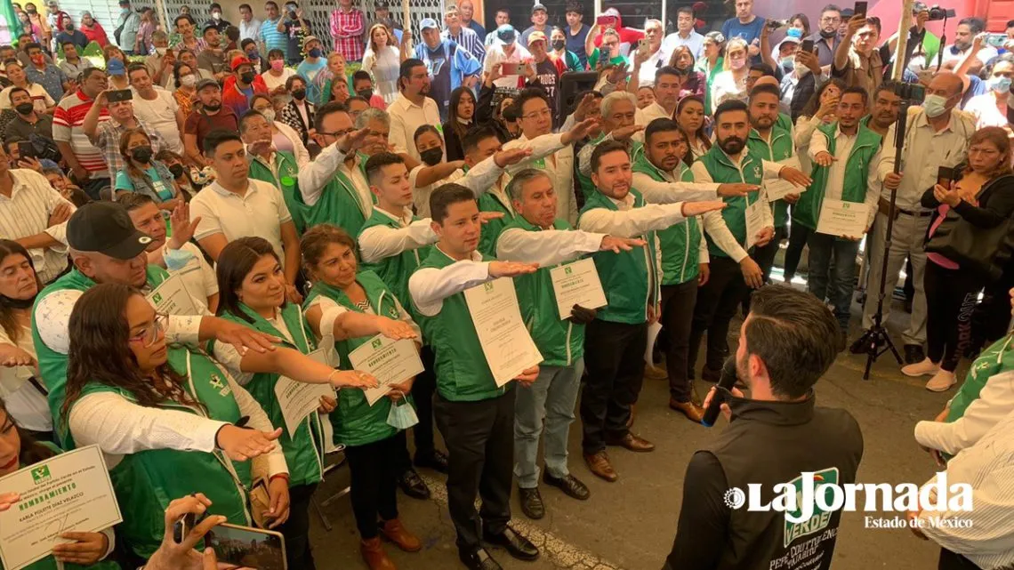 Juan Hugo de la Rosa asiste a toma de protesta del Partido Verde