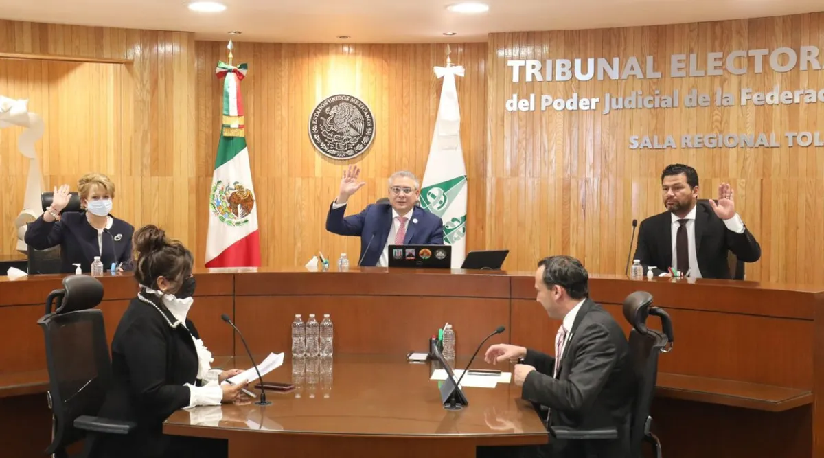 Tira Sala Regional Toluca candidatura de Morena en Distrito Federal 40