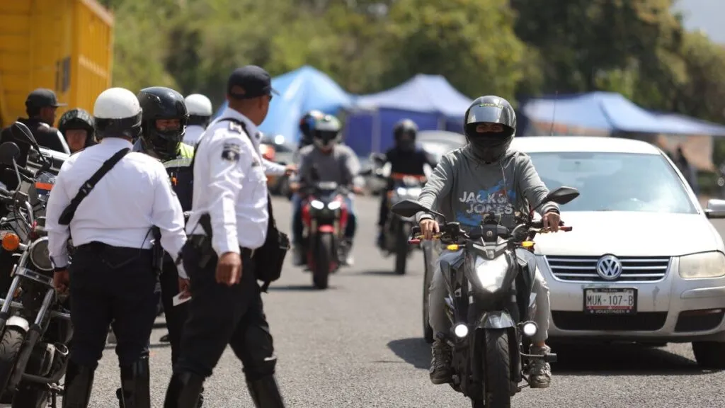 Autoridades federales y estatales reconocen a Huixquilucan por reducir accidentes viales con campañas y operativos
