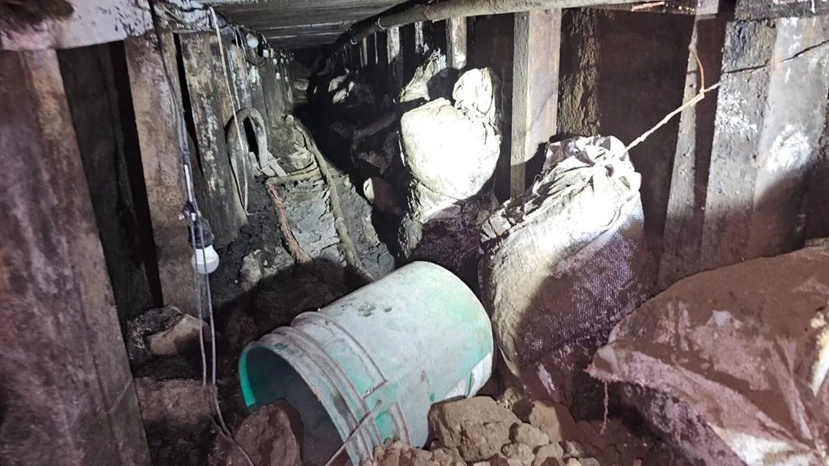 Clausuran dos tomas clandestinas de hidrocarburo en Tlalnepantla