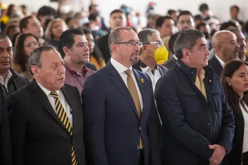 Posponen de nuevo las comisiones para gobiernos de coalición