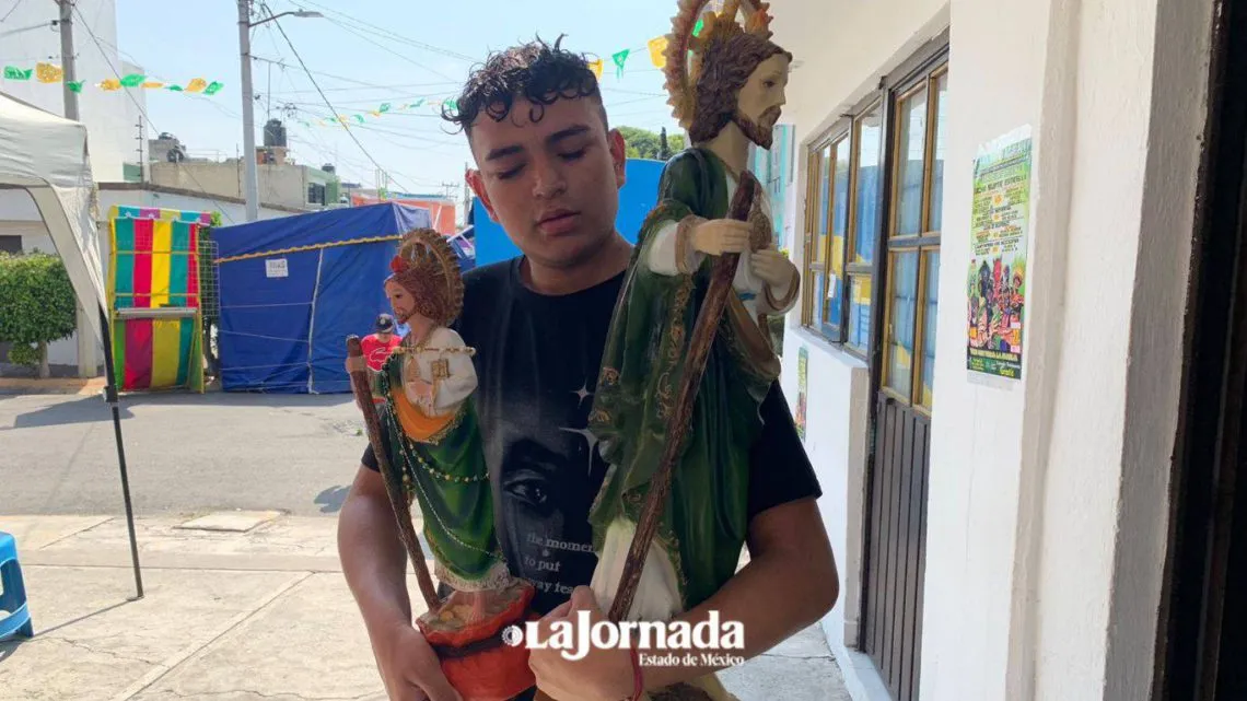 Ecatepec: Devotos se encomiendan a San Judas Tadeo