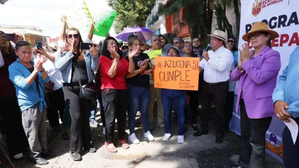 Con inversión y ahorro municipal, Azucena Cisneros repavimenta vialidades