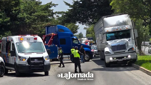 Accidente en la Toluca-Tenango provoca caos vial, responsables se dan a la fuga