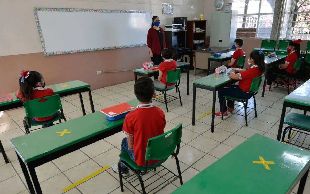 Edomex: De 2,000 a 20,000 pesos costará el regreso a clases en educación básica