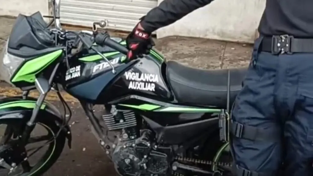 Vecinos de Chalco crean sistema de seguridad vecinal