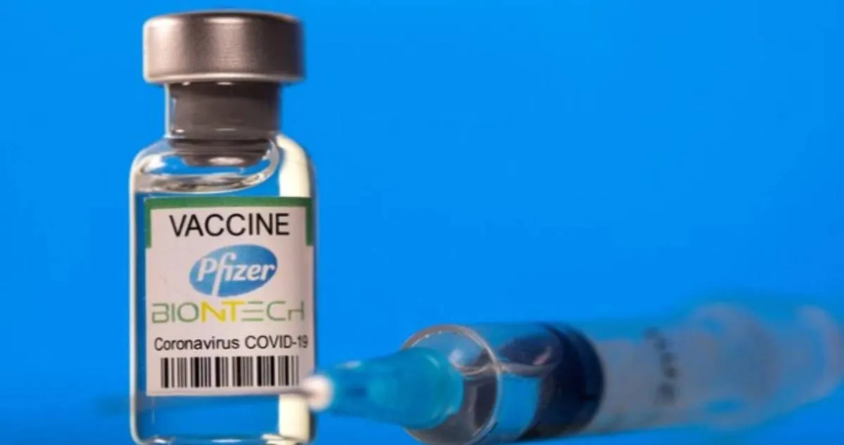 Uso de vacuna actualizada de Pfizer contra covid es autorizada por Cofepris