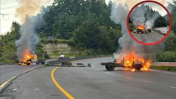 Camionetas de talamontes son quemadas sobre la México-Toluca ante el hartazgo de habitantes de Ocoyoacac [VIDEO]