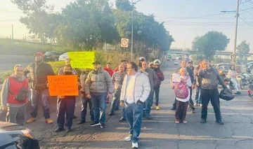 [VIDEO] Bloqueo en Avenida Central a la altura de Río de los Remedios, Ecatepec