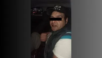 Tlalnepantla: Sujeto es detenido por presuntamente grabar a una menor en el baño de mujeres