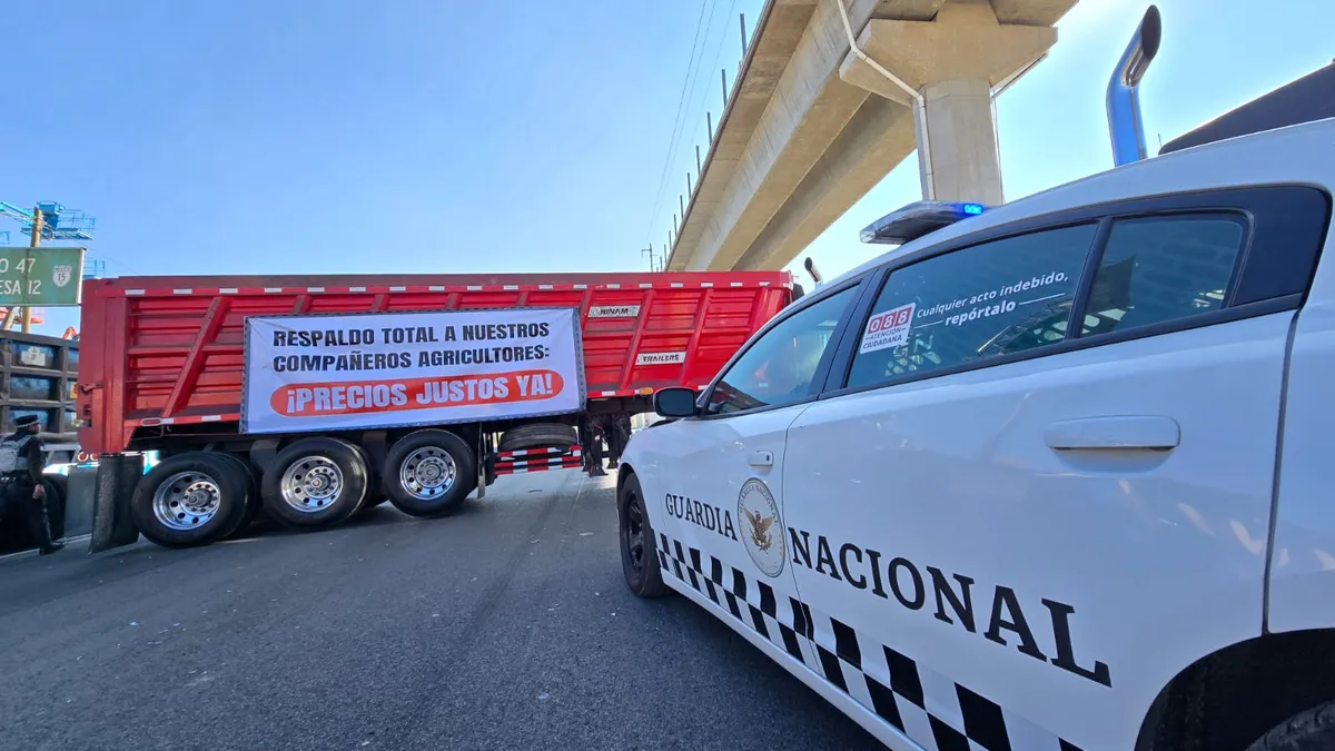 [LISTA] Se retiran transportistas y agricultores de distintas autopistas