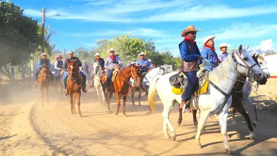 La actividad busca promover la tradición y el orgullo nacional, ofreciendo a los asistentes una experiencia cultural y familiar.