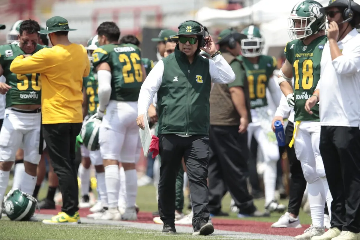 Head coach Gutiérrez Valdovinos, deja Raptors de la LFA