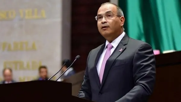 El exdirector de Pemex, Carlos Treviño, enfrenta acusaciones de sobornos ligados a Odebrecht.