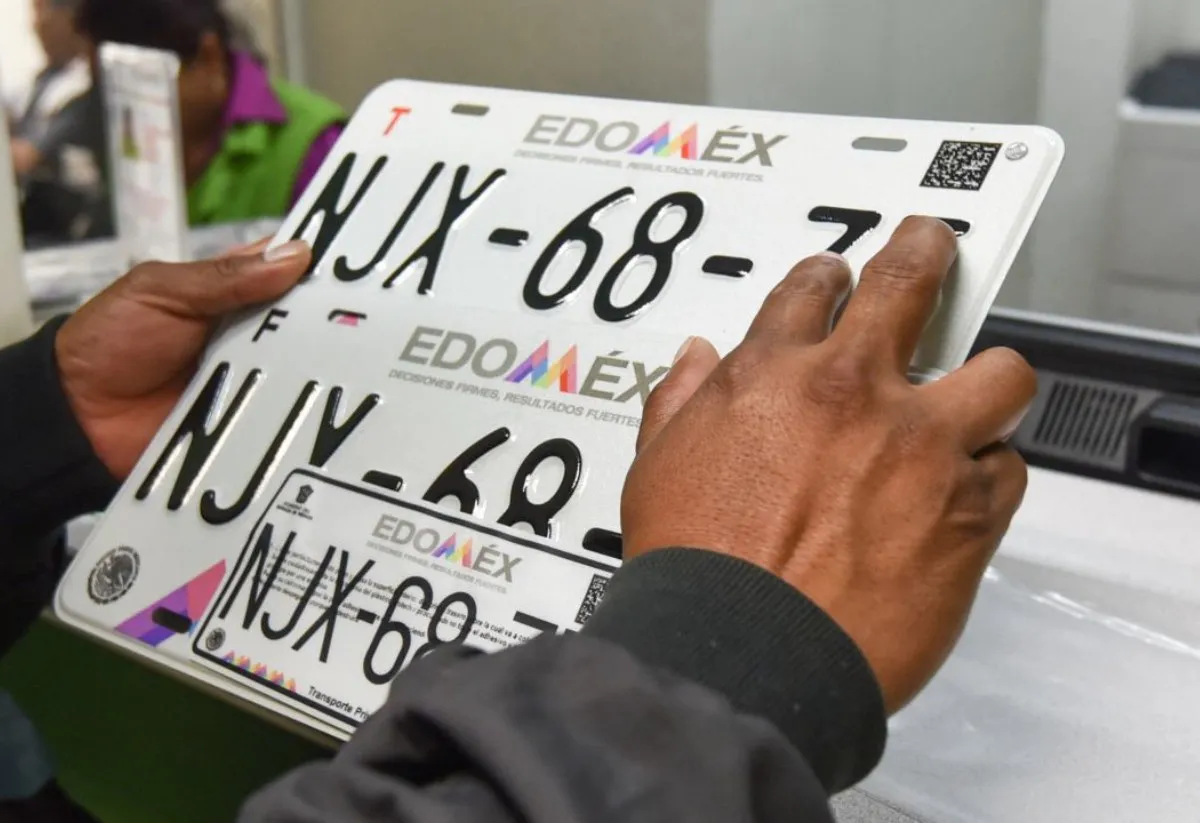 Sin cumplir con reemplacamiento en Edomex cerca de 3.5 millones de coches