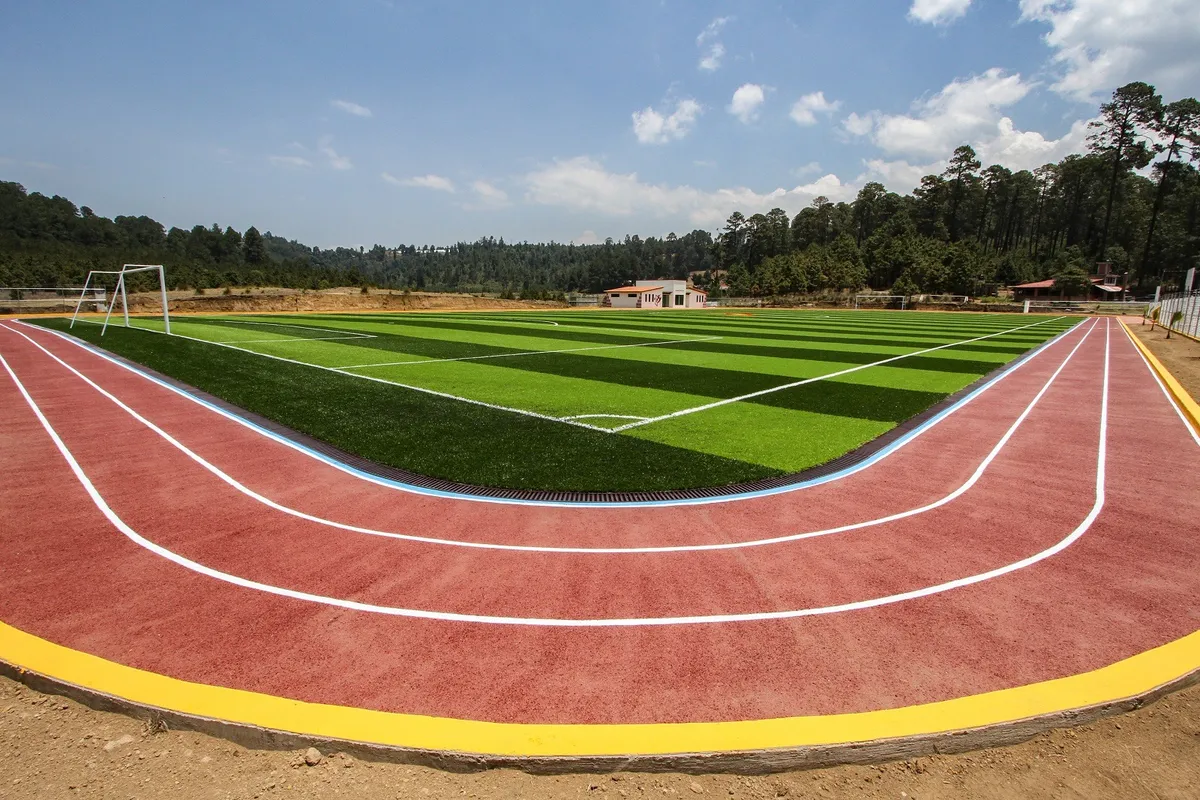 Edomex construye 34 trotapistas y pistas para fomentar el deporte